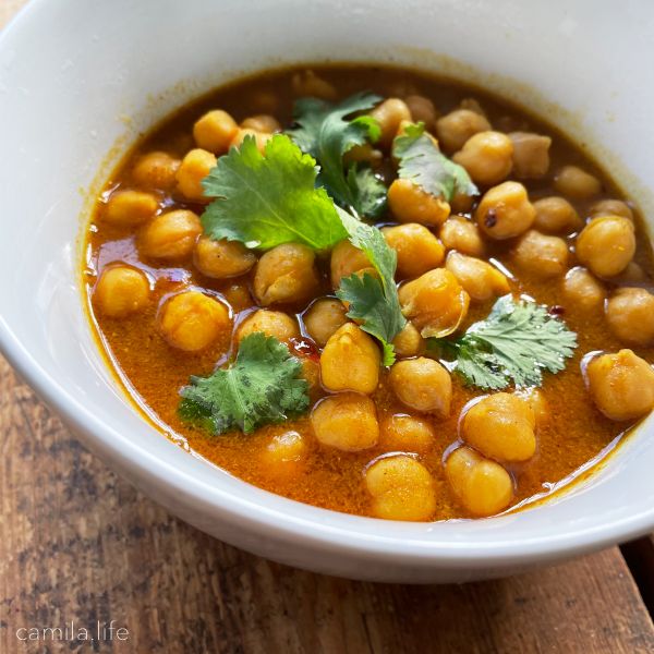 10 Min Masala Soup LOVE - Vegan Recipe on camila.life