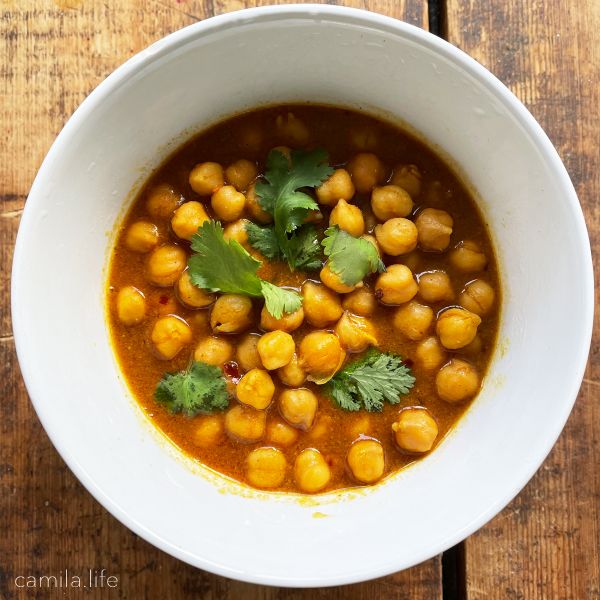 10 Min Masala Soup LOVE - Vegan Recipe on camila.life