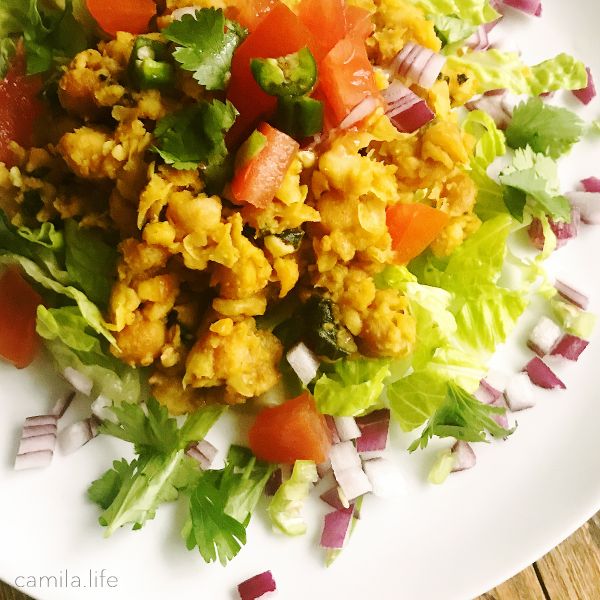 Curry Scrambled LOVE - Vegan Recipe on camila.life