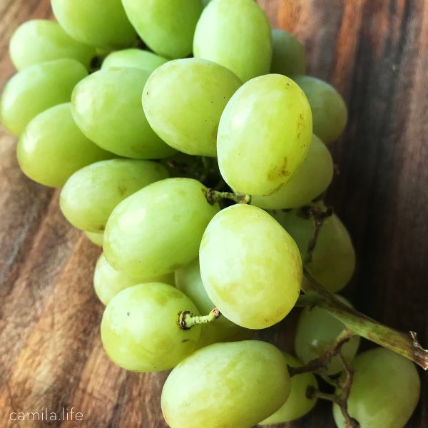 Green Grapes - Vegan Ingredient on camila.life