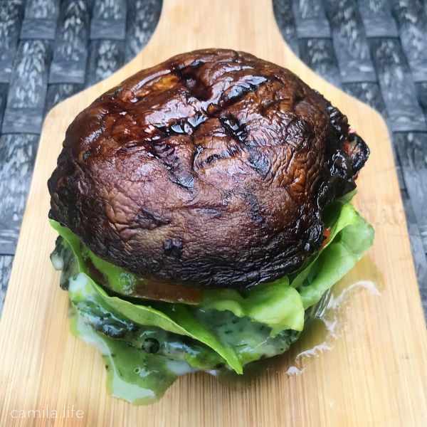 Shroom Burger LOVE - Vegan Recipe on camila.life